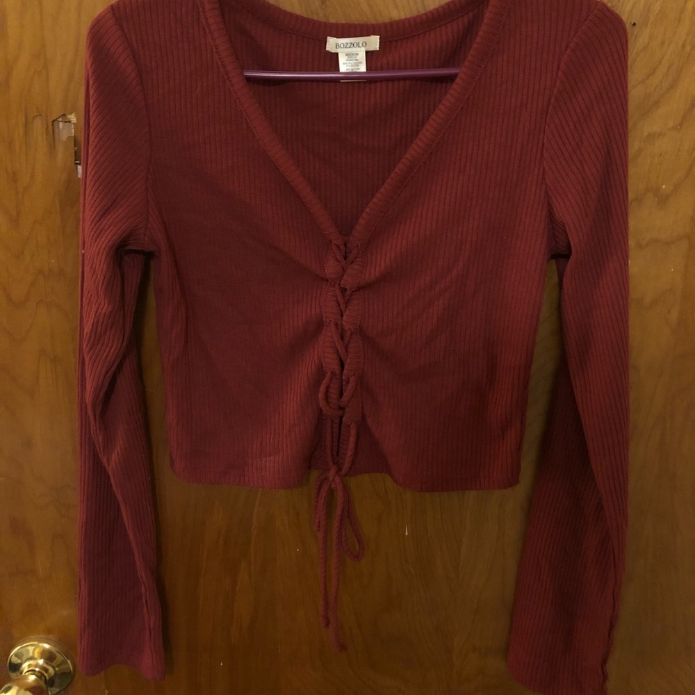 Laced front cropped long sleeve
